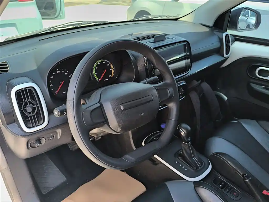 CLEVER 2022 311km Yuanqi Bobo Edition купить на сайте DeffCars