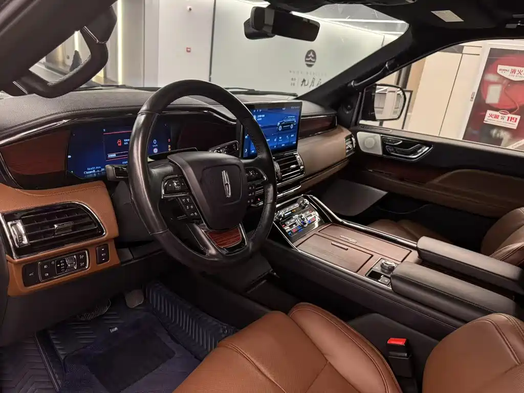 Navigator 2022 3.5T Honor Edition купить на сайте DeffCars