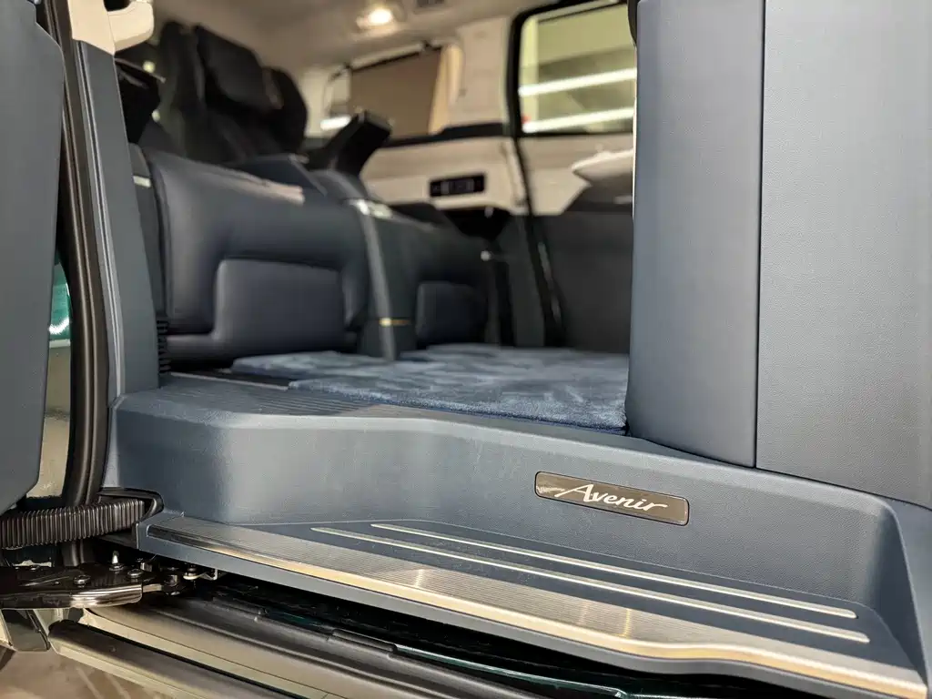 Century 2025 2.0T four-seater private version купить на сайте DeffCars