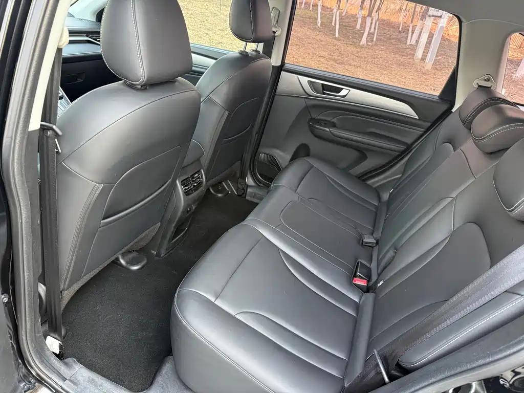 Haval M6 2023 PLUS 1.5T DCT luxury smart connected model купить на сайте DeffCars