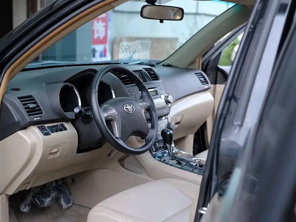 Highlander 2009 3.5L four-wheel drive 7-seat luxury version купить на сайте DeffCars