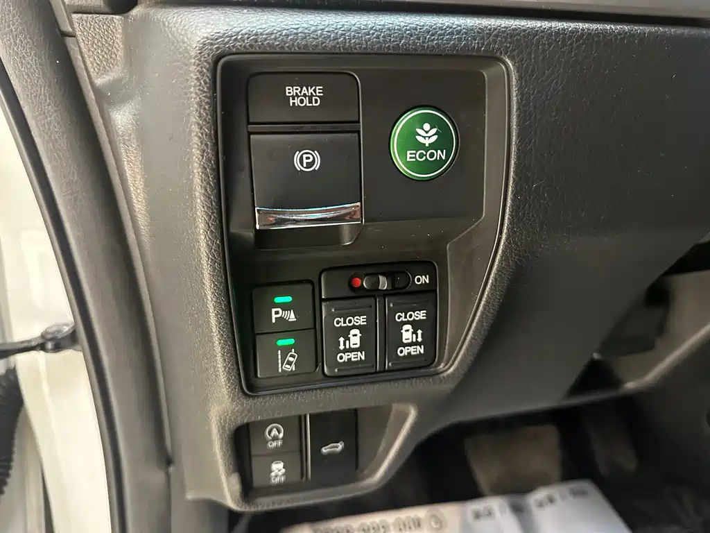 Odyssey 2018 2.4L Exclusive Edition купить на сайте DeffCars