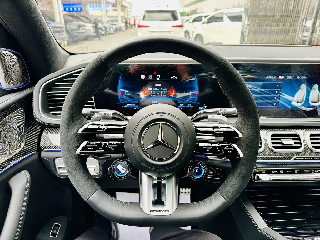 Mercedes-Benz GLS AMG 2024 AMG GLS 63 4MATIC+ купить на сайте DeffCars