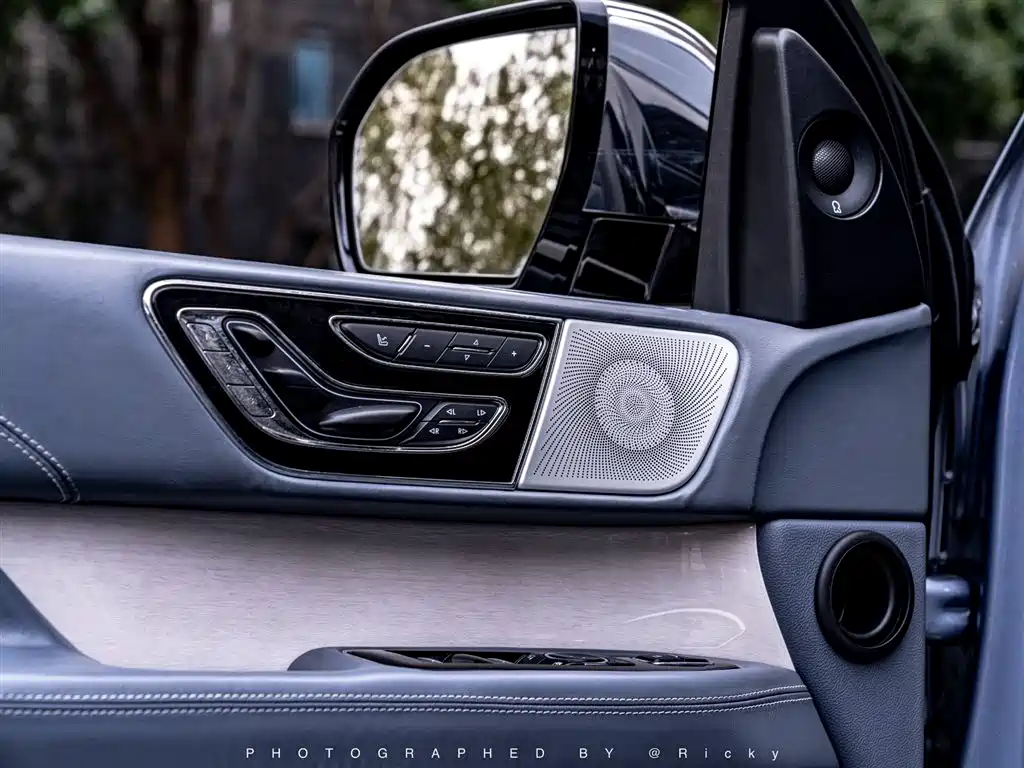 Navigator 2020 3.5T President Series купить на сайте DeffCars