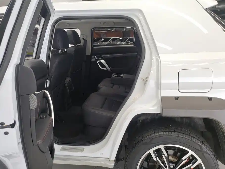 Beijing off-road BJ20 2016 1.5T manual luxury model купить на сайте DeffCars