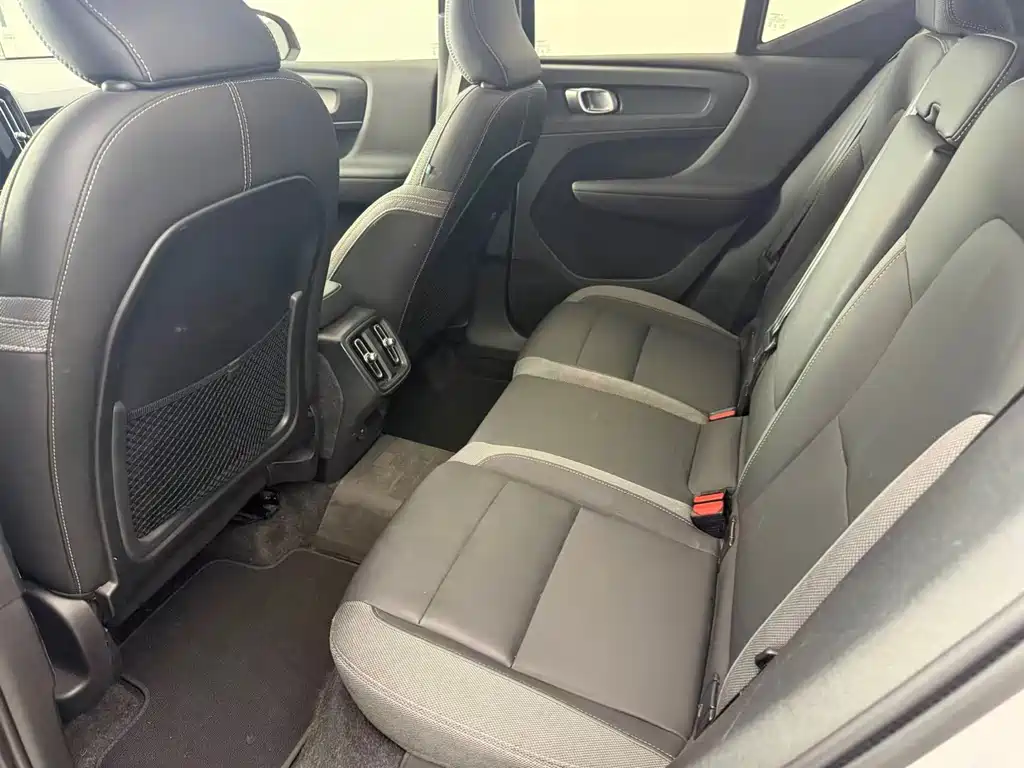 Volvo XC40 2023 B3 Zhiyuan Luxury Edition купить на сайте DeffCars