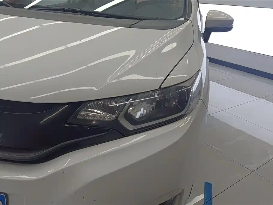 Fit 2016 1.5L LX manual comfort model купить на сайте DeffCars
