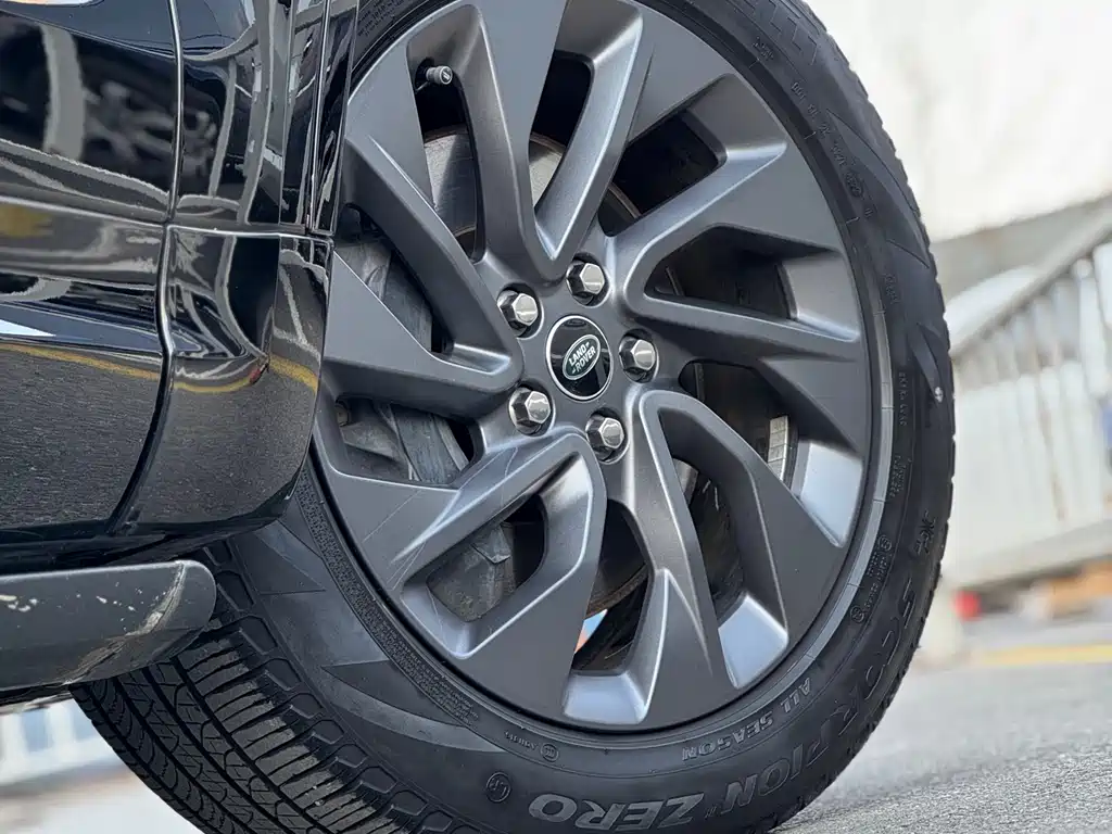 Discover the 2023 facelift 360PS R-Dynamic S купить на сайте DeffCars