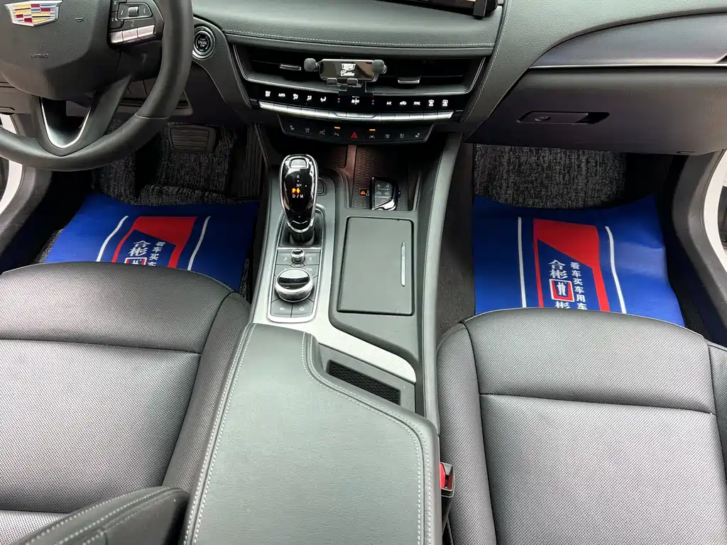 Cadillac CT5 2024 28T Premium Model купить на сайте DeffCars