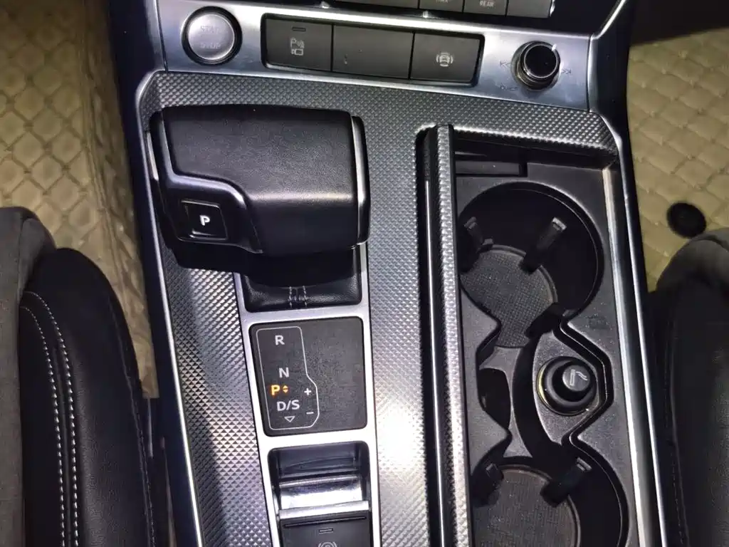 Audi A6L 2019 45 TFSI Premium Dynamic Model купить на сайте DeffCars
