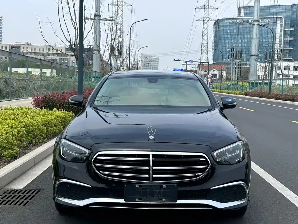 Mercedes-Benz E-Class 2022 E 260 L купить на сайте DeffCars