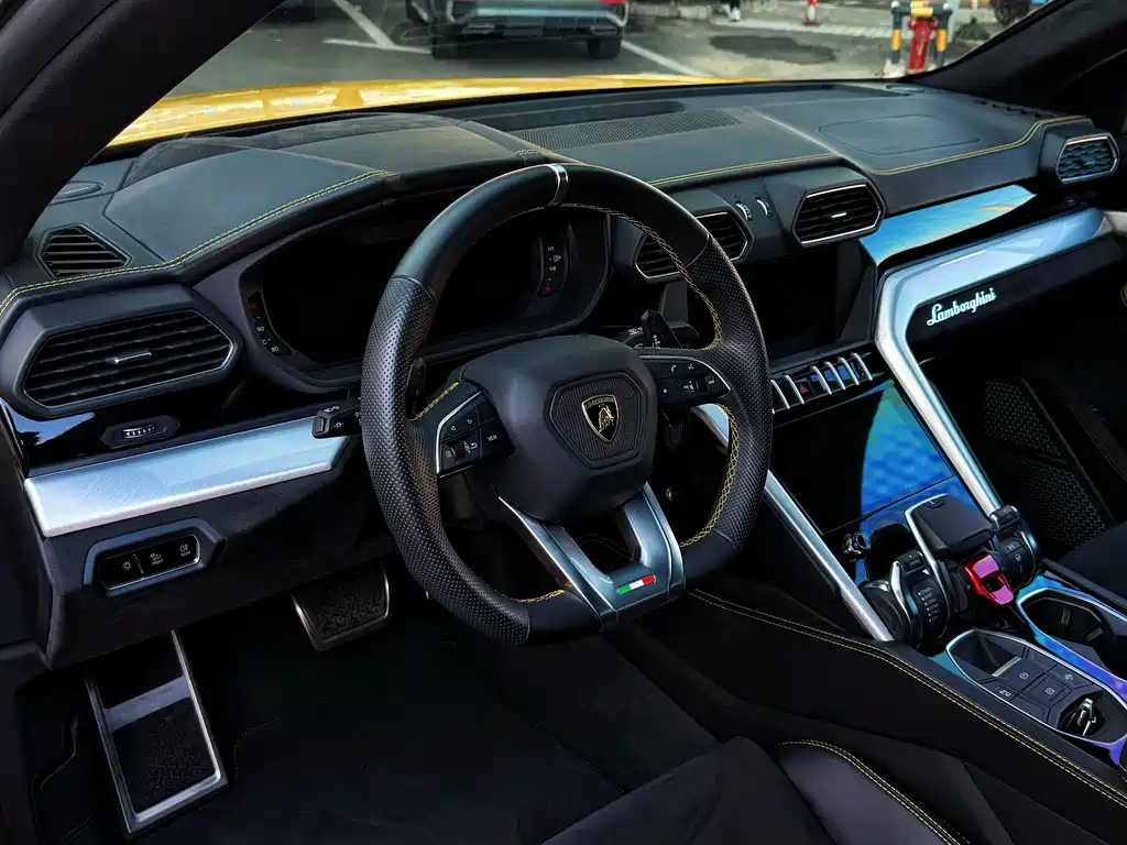 Urus 2018 4.0T V8 купить на сайте DeffCars