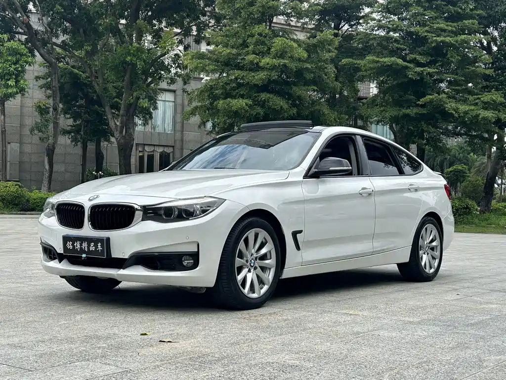 BMW 3 Series GT 2018 320i Fashion Edition купить на сайте DeffCars