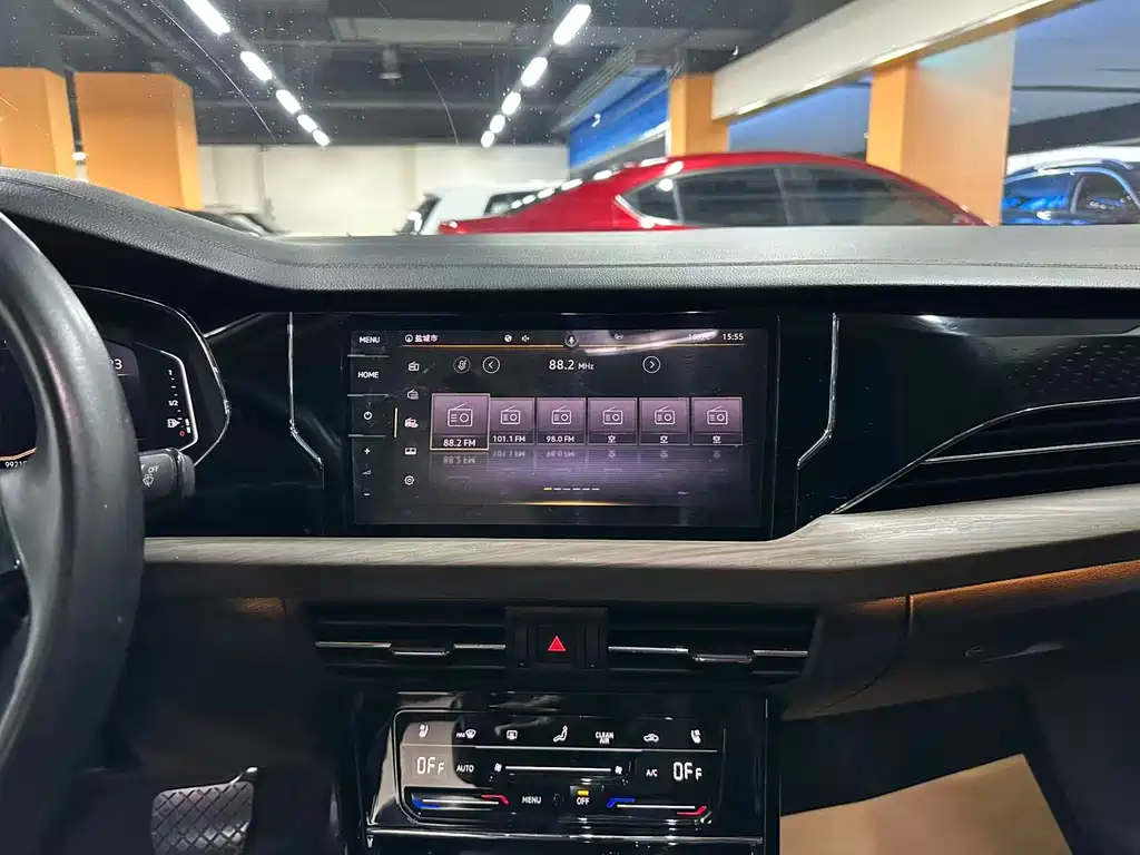 Passat 2020 facelift 330TSI Deluxe Edition National VI купить на сайте DeffCars