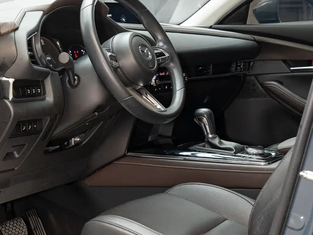 Mazda CX-30 2021 2.0L automatic Jiayue type купить на сайте DeffCars