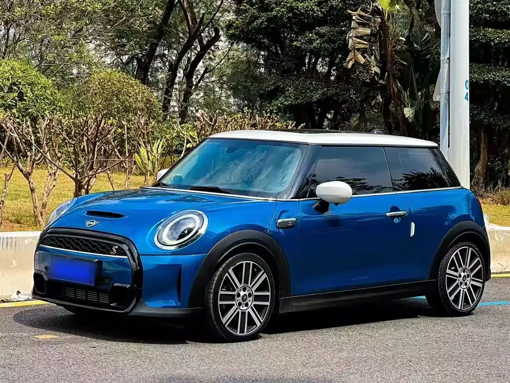 MINI 2022 2.0T COOPER S Artist купить на сайте DeffCars