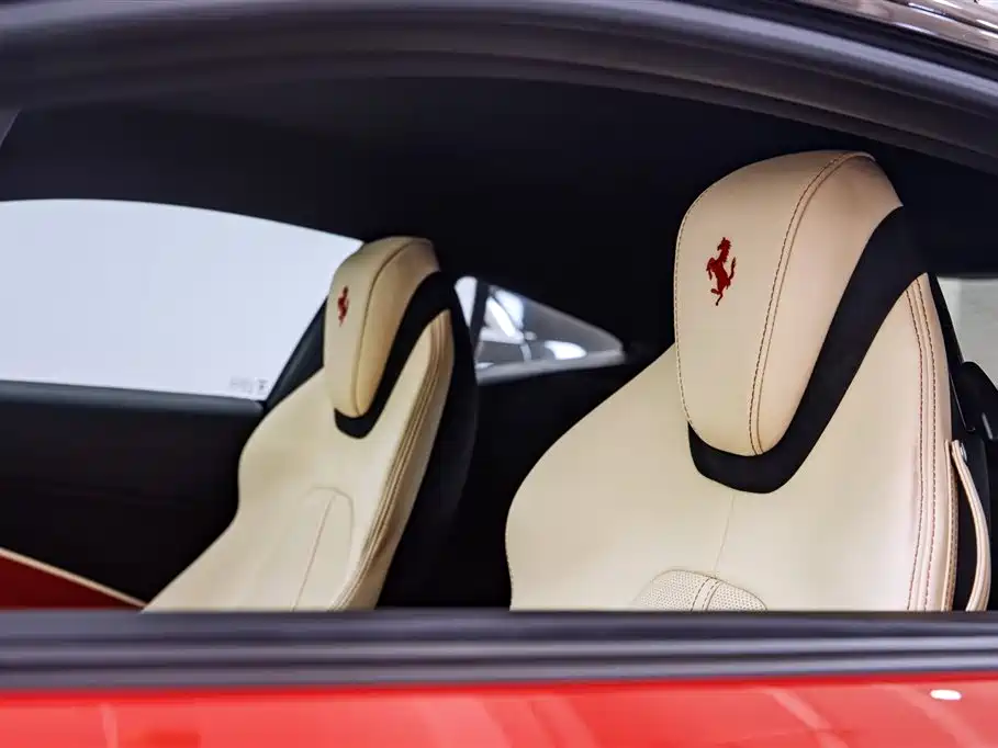 Roma 2020 3.9T V8 купить на сайте DeffCars