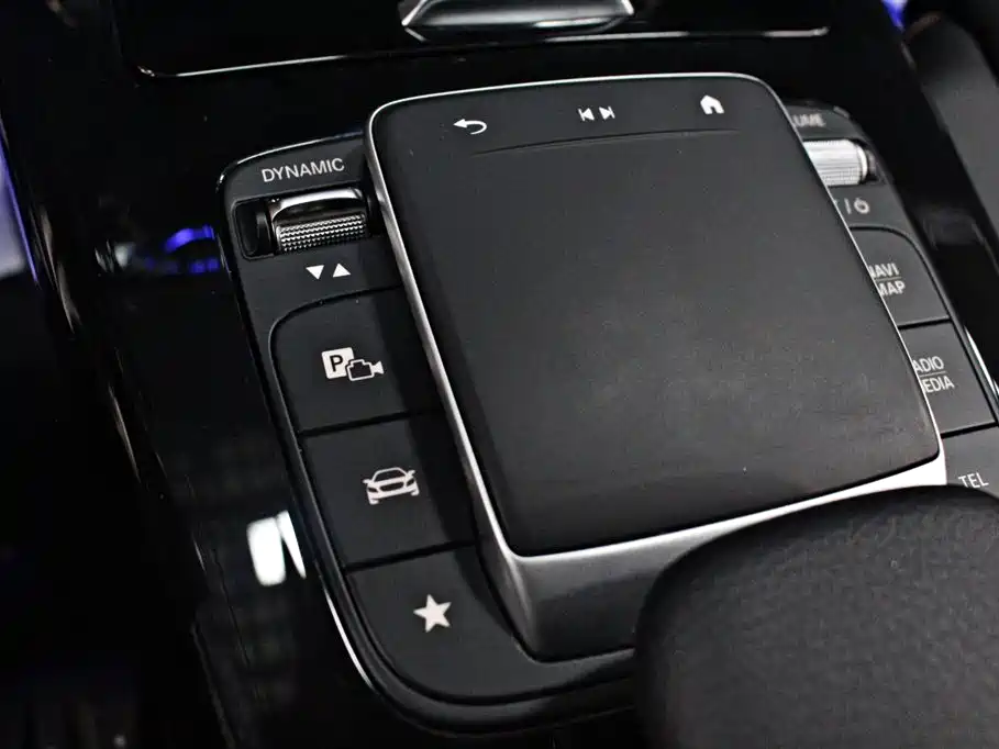 Mercedes-Benz A-Class 2023 A 200 L Fashion Model купить на сайте DeffCars