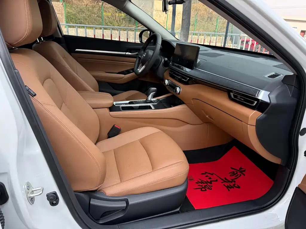 Teana 2024 2.0L XE True Heart Edition купить на сайте DeffCars
