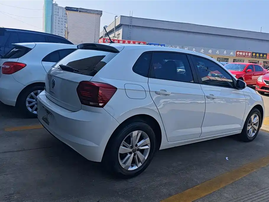 Polo 2022 Plus 1.5L automatic indulgence version купить на сайте DeffCars