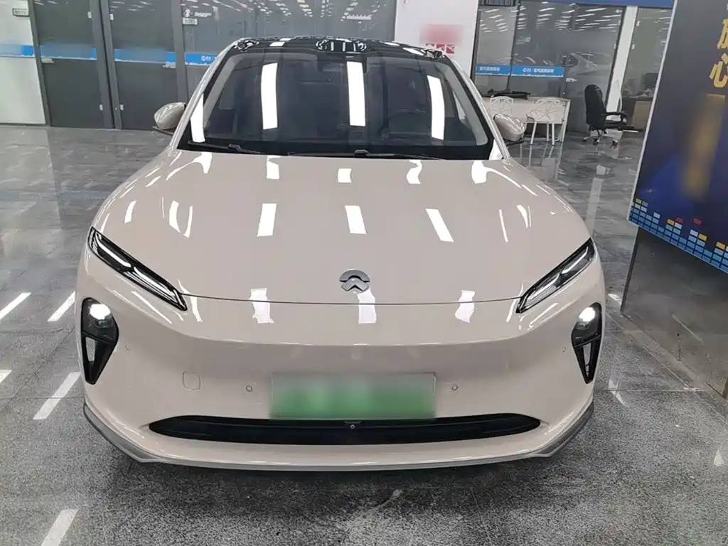 NiO ET5 2022 75kWh купить на сайте DeffCars