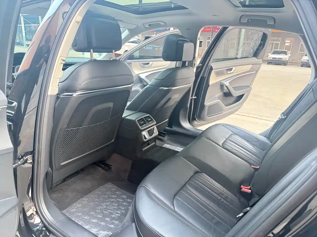 Audi A6L 2021 45 TFSI Premium Elegant Model купить на сайте DeffCars