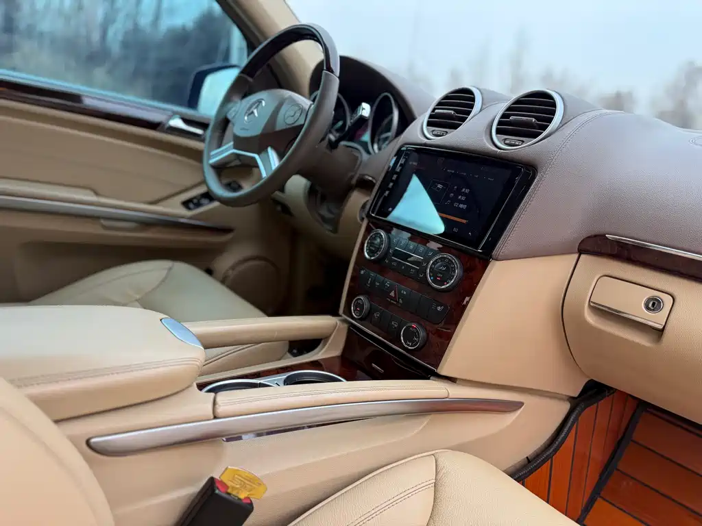 Mercedes-Benz GL Class 2011 GL 450 4MATIC Premium Model купить на сайте DeffCars