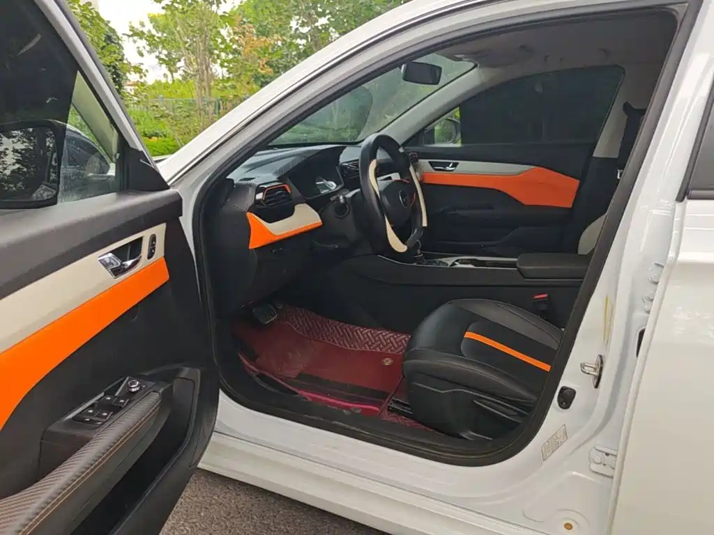 Yixuan 2023 Mach Edition 1.5L Automatic Wind Chasing Edition купить на сайте DeffCars