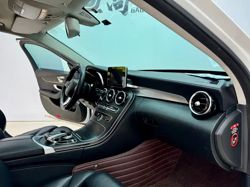 Mercedes-Benz C-Class 2018 C 200 L Sports Edition купить на сайте DeffCars