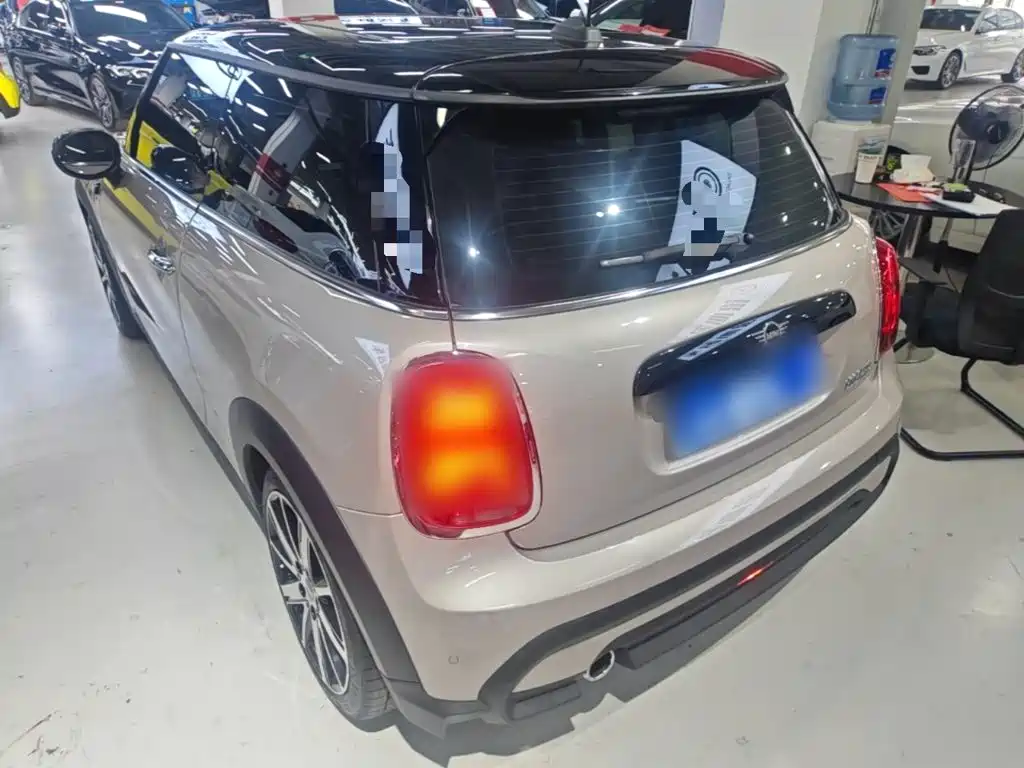 MINI 2023 facelift 1.5T COOPER artist купить на сайте DeffCars