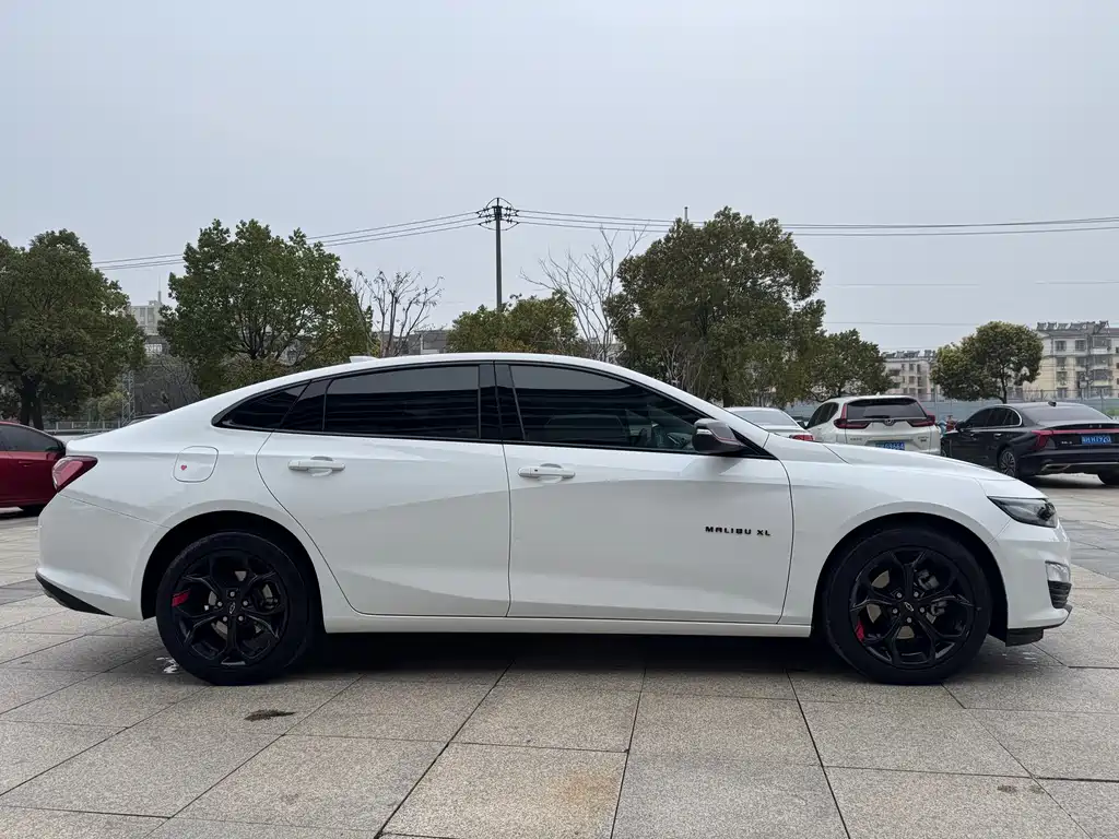 Malibu XL 2021 Redline 550T automatic sharp version купить на сайте DeffCars