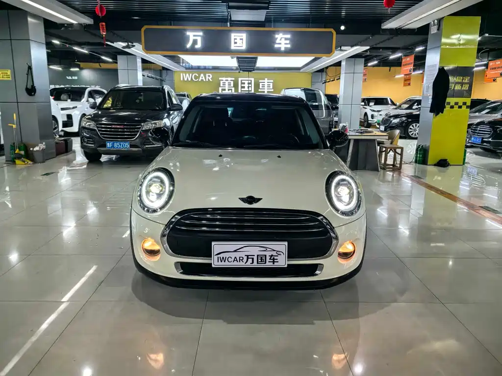Mini 2016 1.2T ONE Avant-Garde Five-Door Edition купить на сайте DeffCars