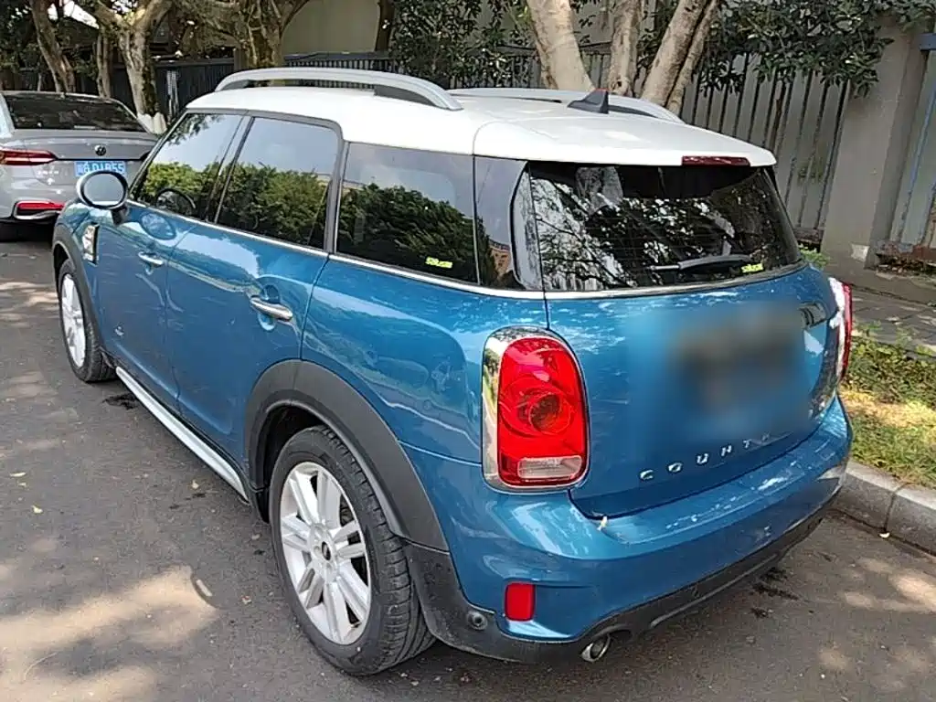 Countryman 2017 1.5T Cooper all4 traveler купить на сайте DeffCars
