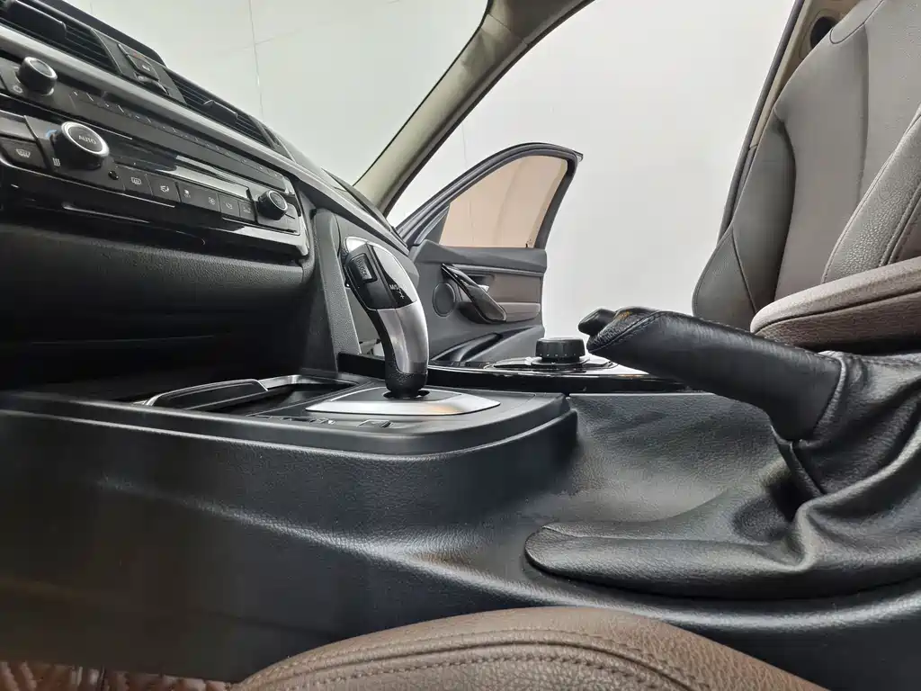 BMW 3 Series 2018 320Li Fashion Model купить на сайте DeffCars