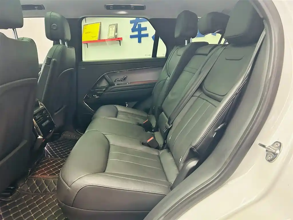 Range Rover Sport 2024 360PS S купить на сайте DeffCars