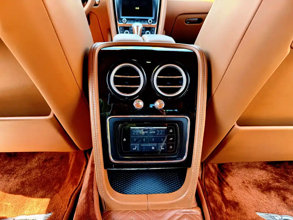 Flying Spur 2017 4.0T V8 S Standard Edition купить на сайте DeffCars