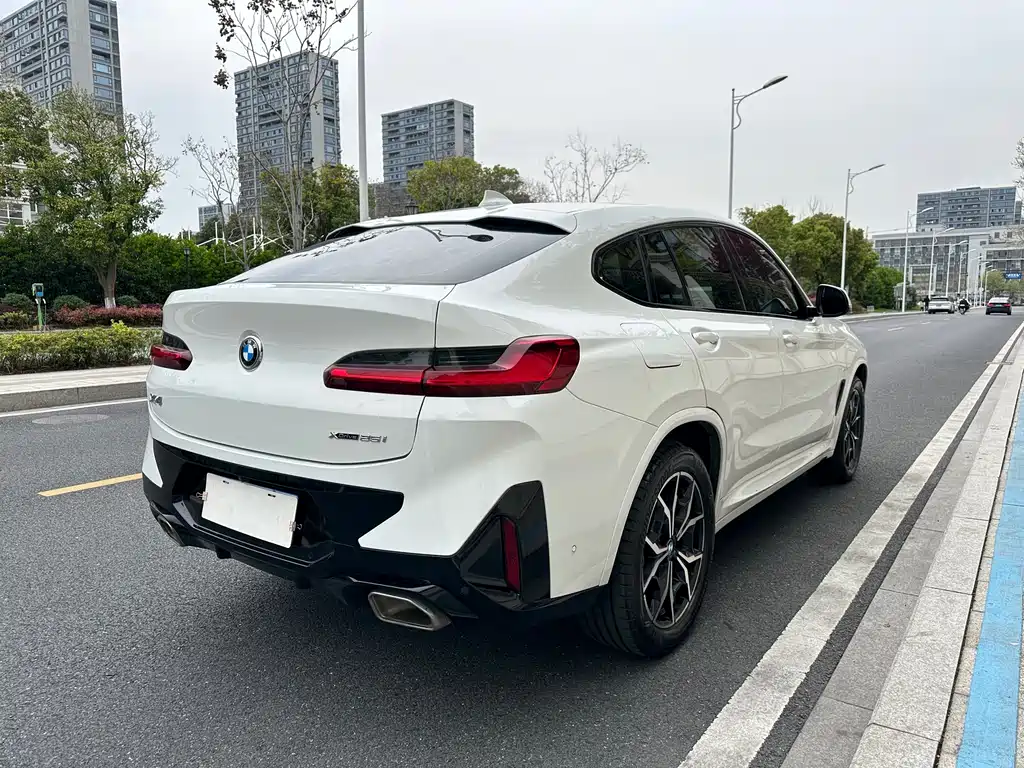 BMW X4 2022 xDrive 25i M Sports Package купить на сайте DeffCars