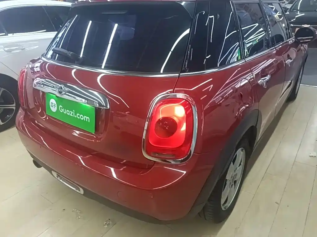 Mini 2016 1.2T one Five Door Edition купить на сайте DeffCars