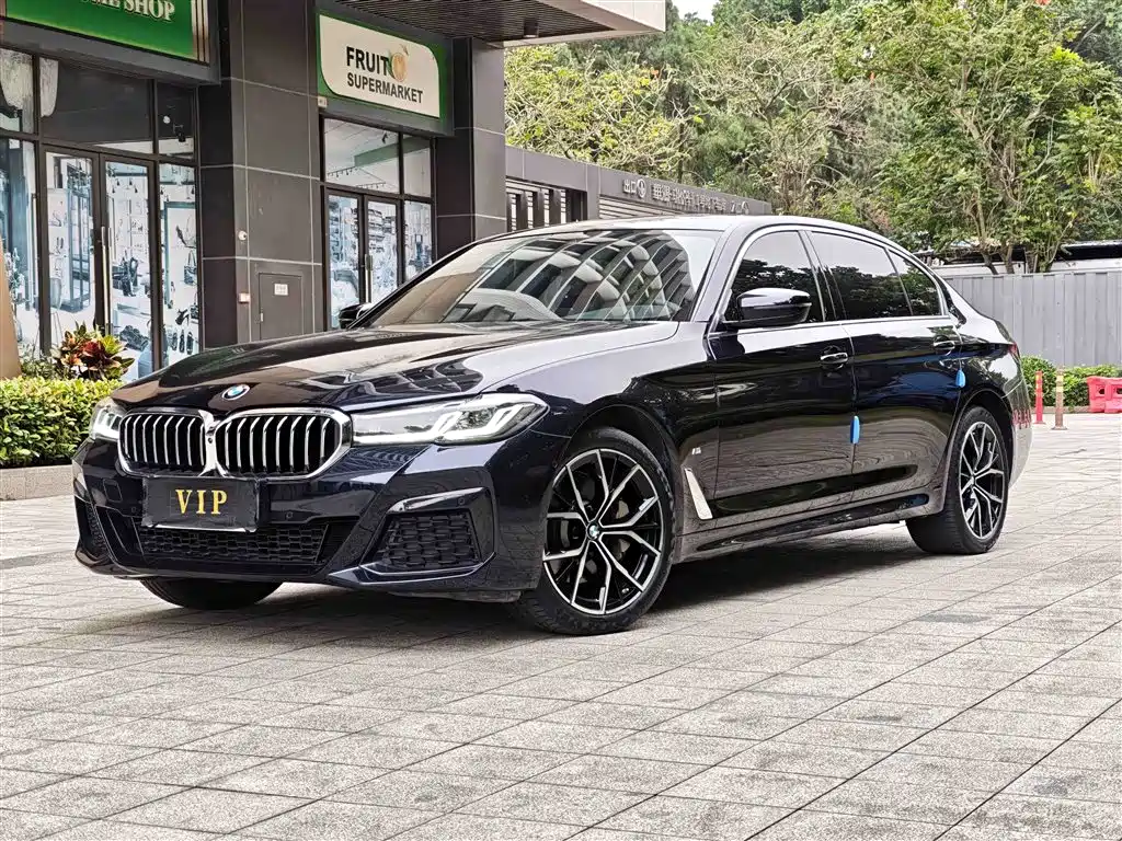BMW 5 Series 2023 530Li Exclusive M Sports Package купить на сайте DeffCars