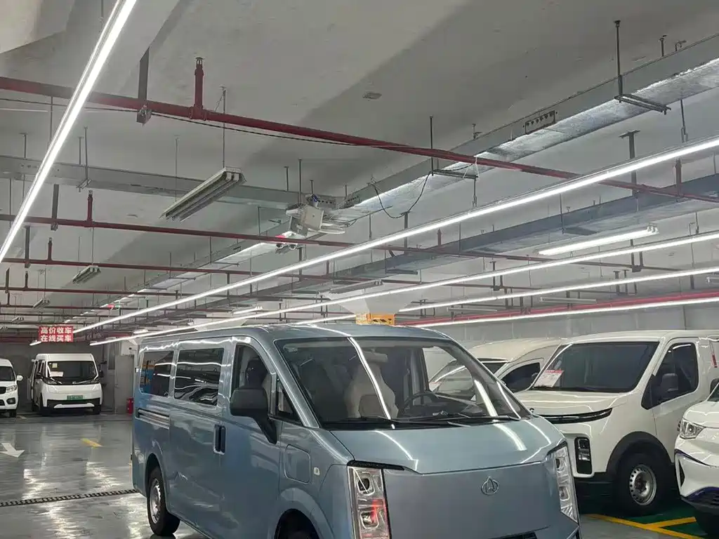 Cross Starlight EV 2025 350km luxury version 9 seats 50.23kWh купить на сайте DeffCars