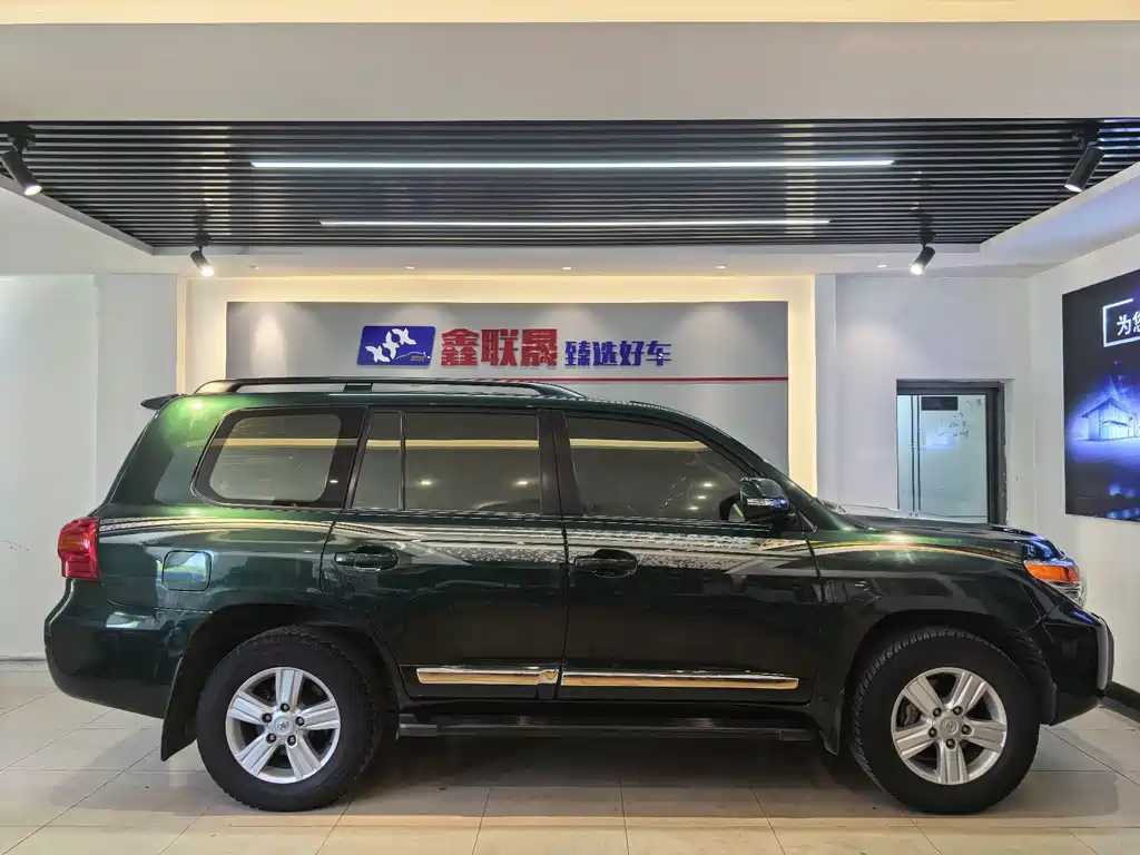 Land Cruiser 2012 Model 4.6L Automatic VX-R купить на сайте DeffCars