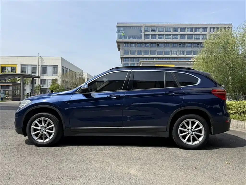 BMW X1 2019 sDrive18Li Fashion Model купить на сайте DeffCars