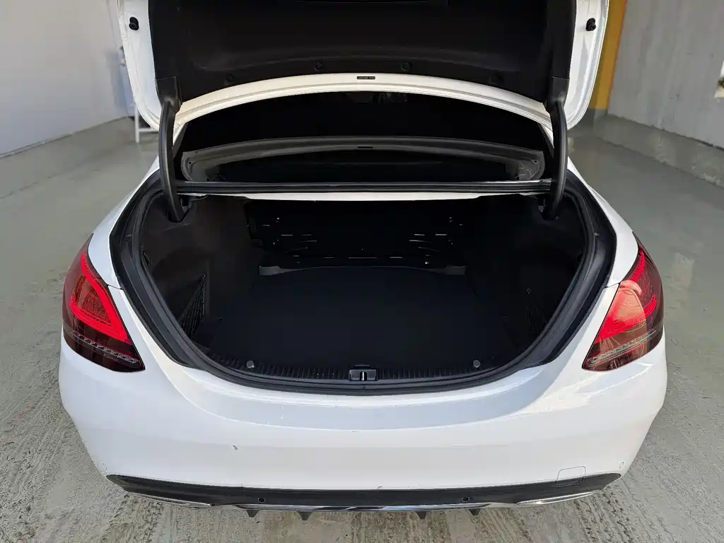 Mercedes-Benz C-Class 2020 facelift C 260 L sports version купить на сайте DeffCars