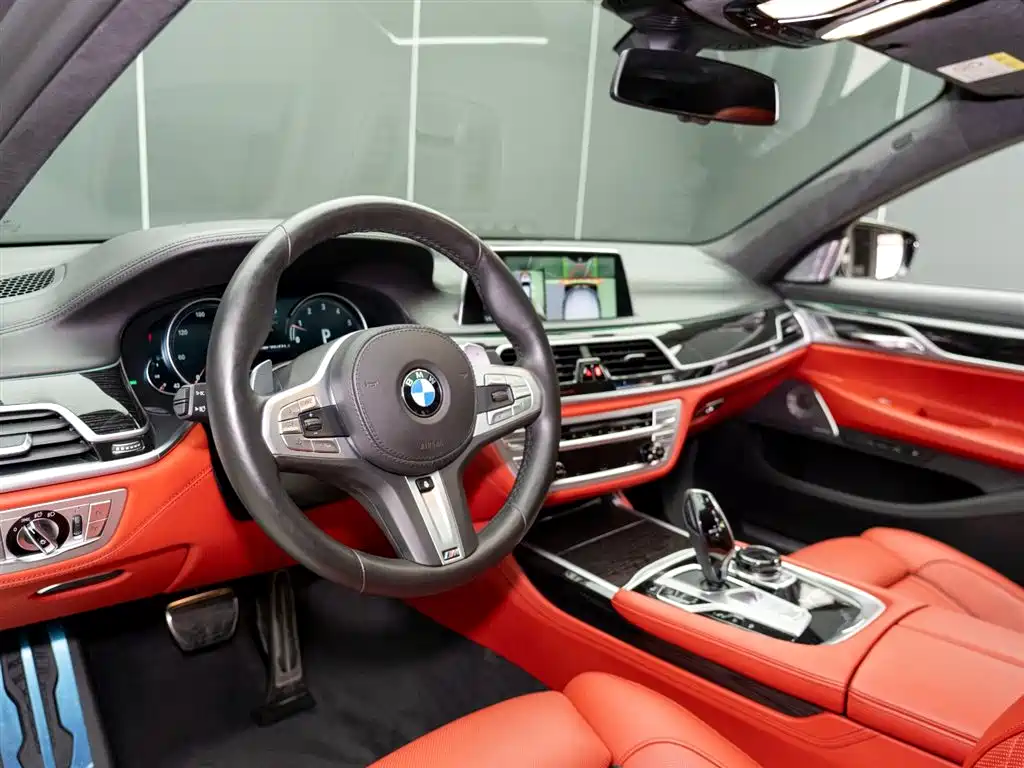 BMW 7 Series 2018 M760Li xDrive купить на сайте DeffCars