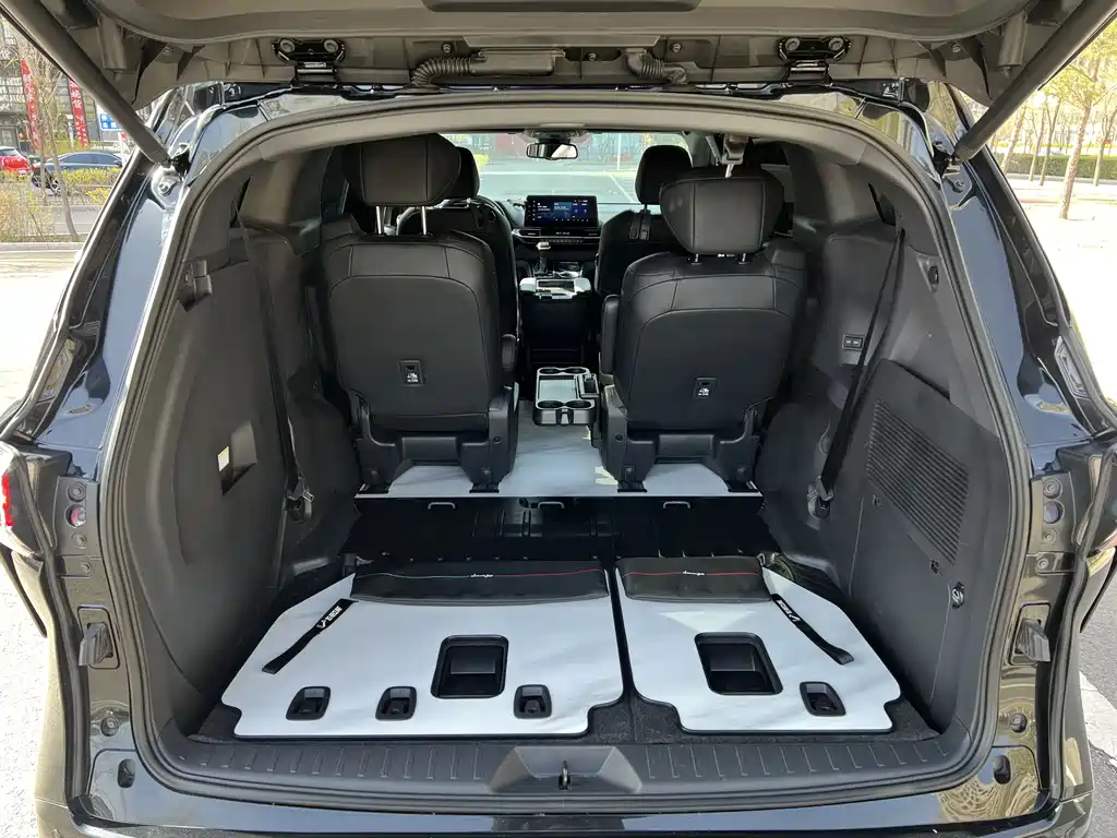 SIENNA 2021 2.5L Hybrid Premium Edition купить на сайте DeffCars