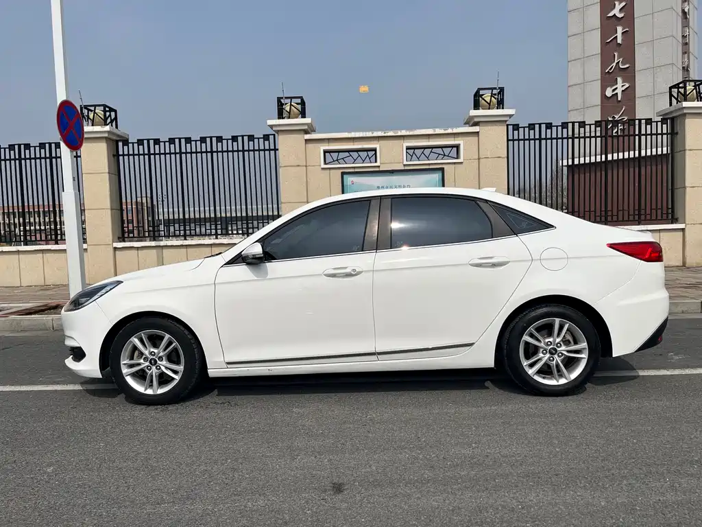 Forex 2019 facelift 1.5L automatic enjoyment type National V купить на сайте DeffCars