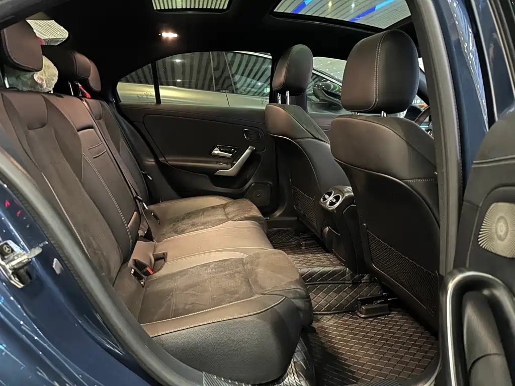 Mercedes-Benz A-Class 2019 A 200 L Sports Sedan купить на сайте DeffCars