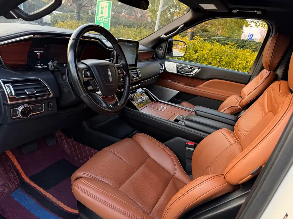 Navigator 2020 3.5T Long Axis Presidential Edition купить на сайте DeffCars