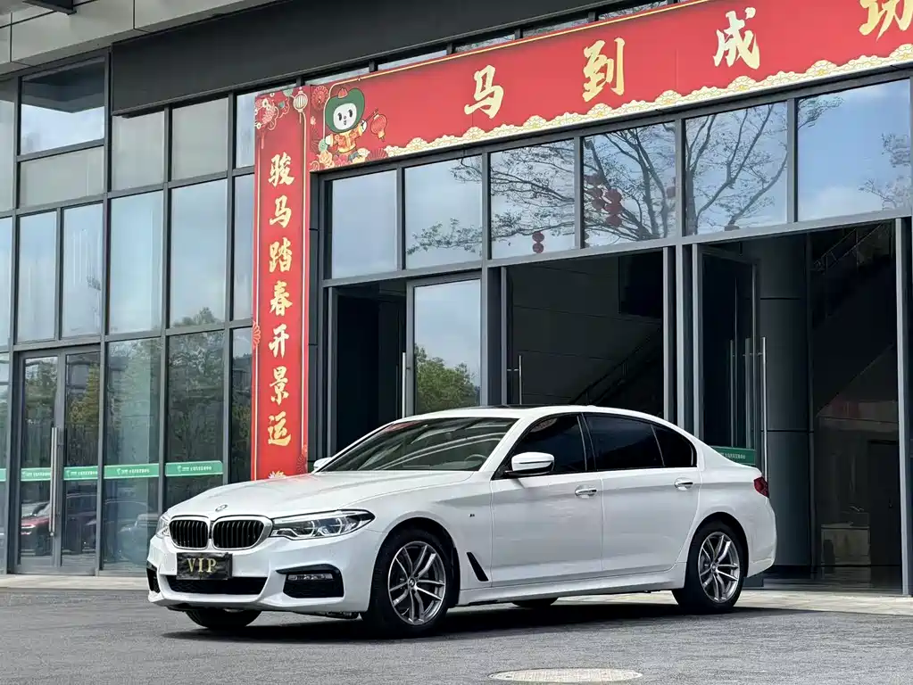 BMW 5 Series 2018 525Li M Sports Package купить на сайте DeffCars