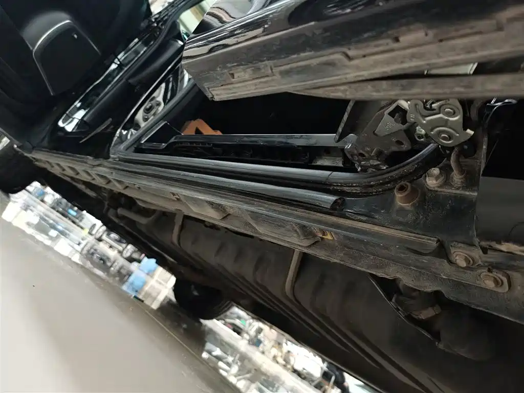 Wilfa 2020 Shuangqing 2.5L HV Premium Edition купить на сайте DeffCars